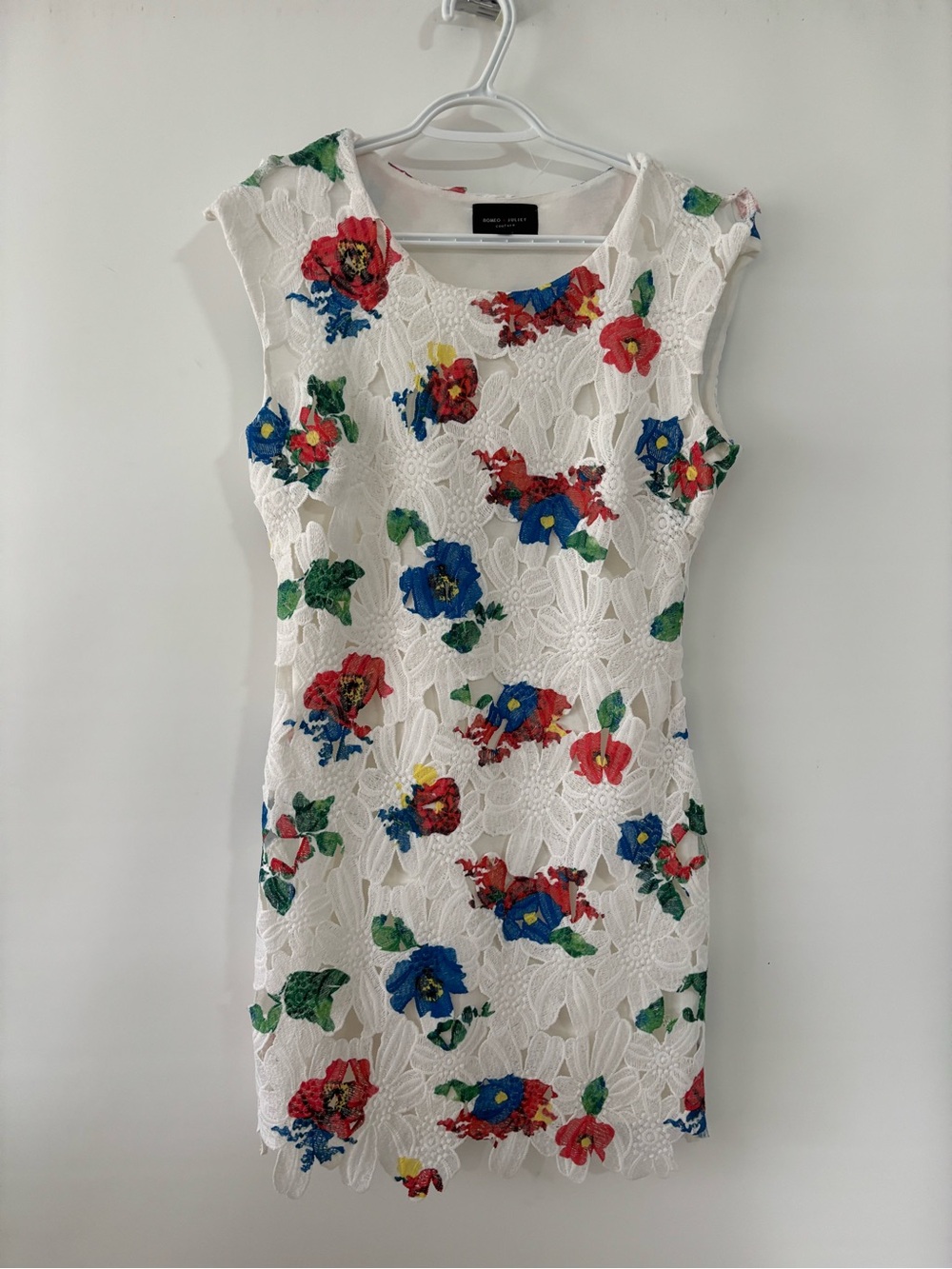 Romeo & Juliet Couture White Lace Dress with Red, Blue & Green Floral
